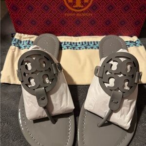 Tory Burch Gray Miller